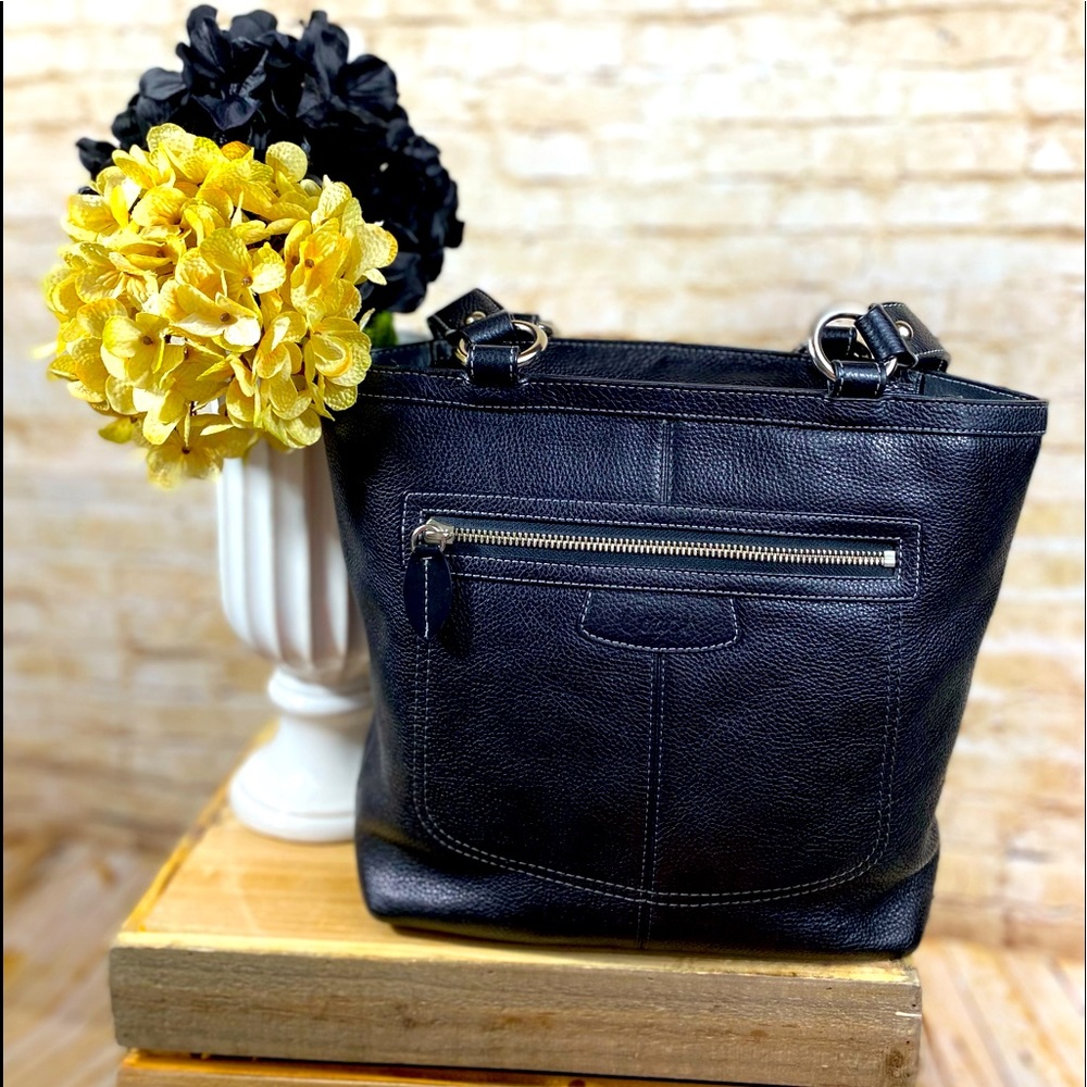 Coach Black Leather Penelope Lunch Tote